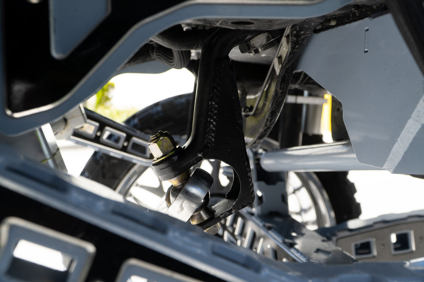 Ford Super Duty 10"-18" High Steer Long Arm 4 Link Lift Kit