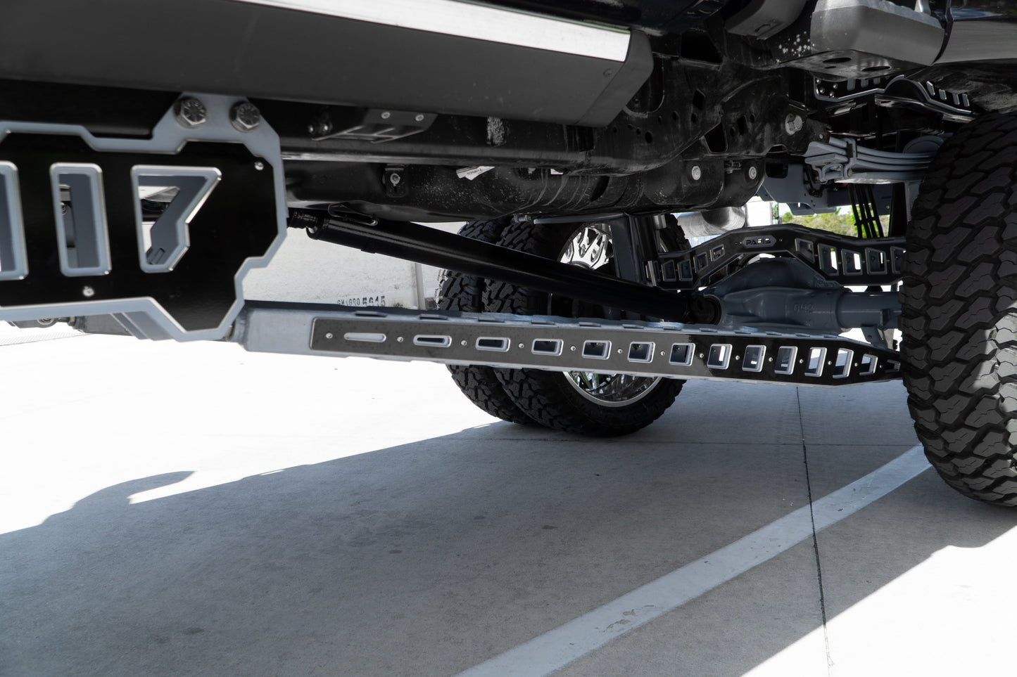 Ford Super Duty 10"-18" High Steer Long Arm 4 Link Lift Kit