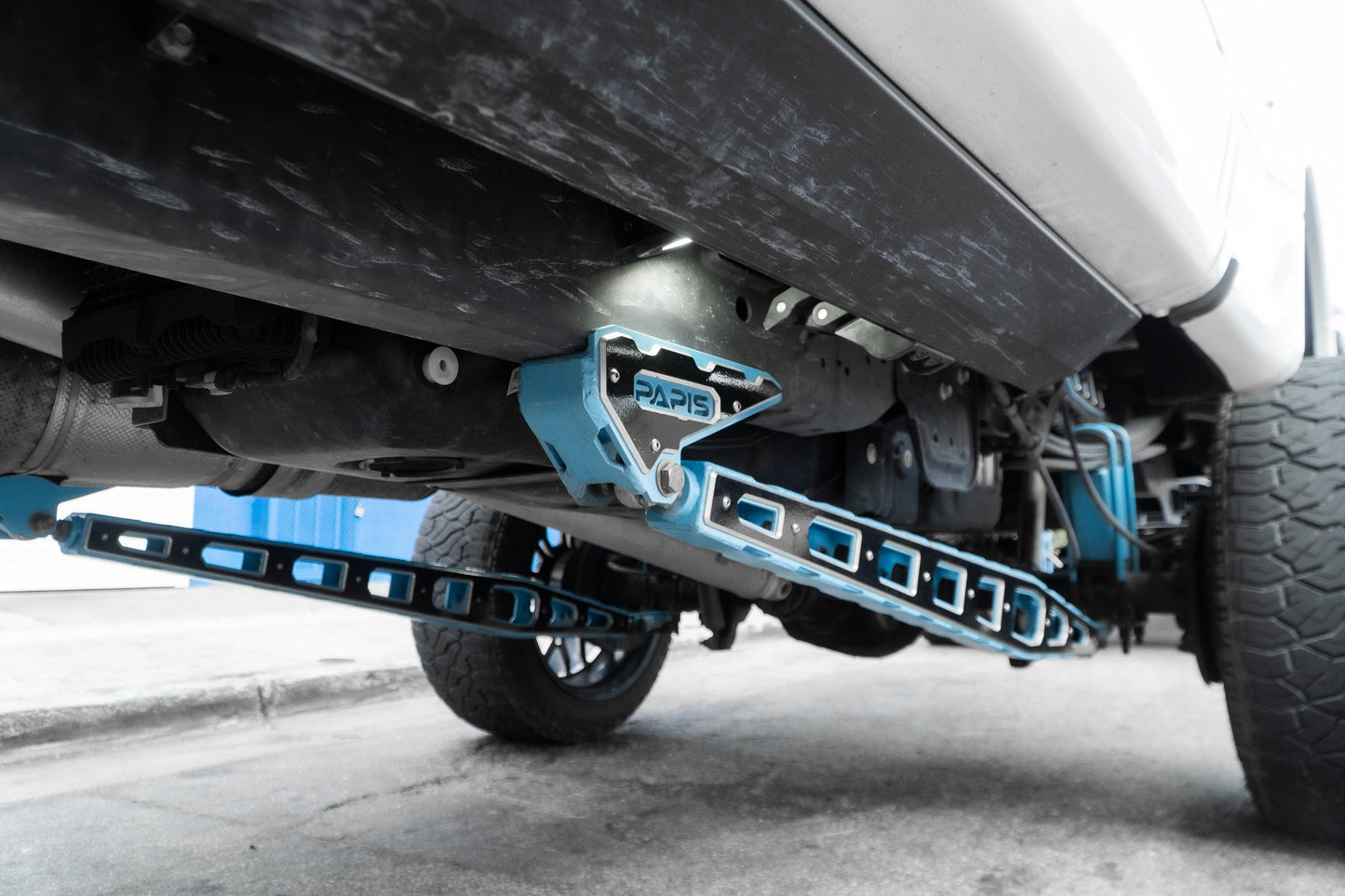 Super-Duty Traction Bar Kit