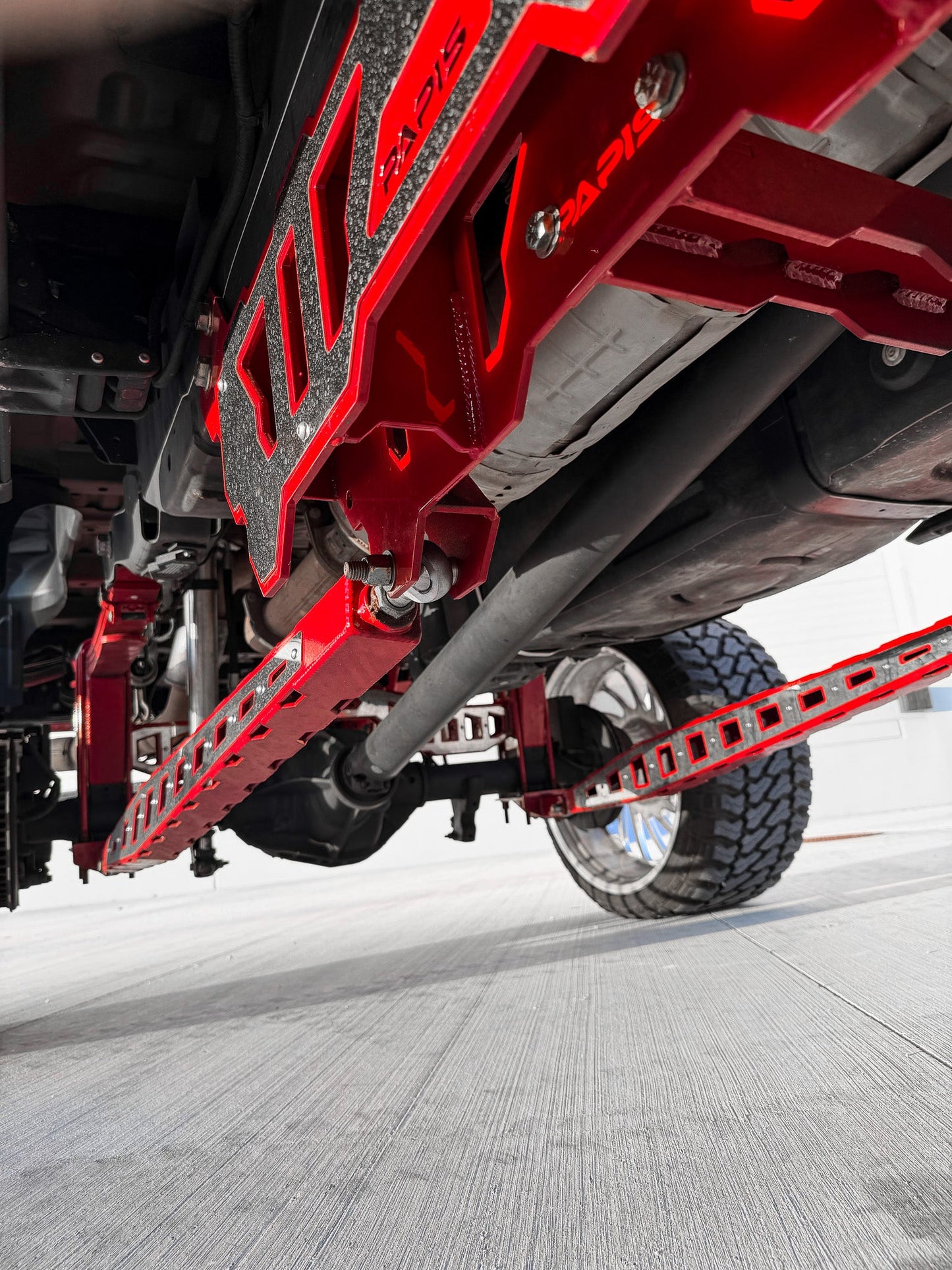 Ford Super Duty 10"-18" High Steer Long Arm 4 Link Lift Kit